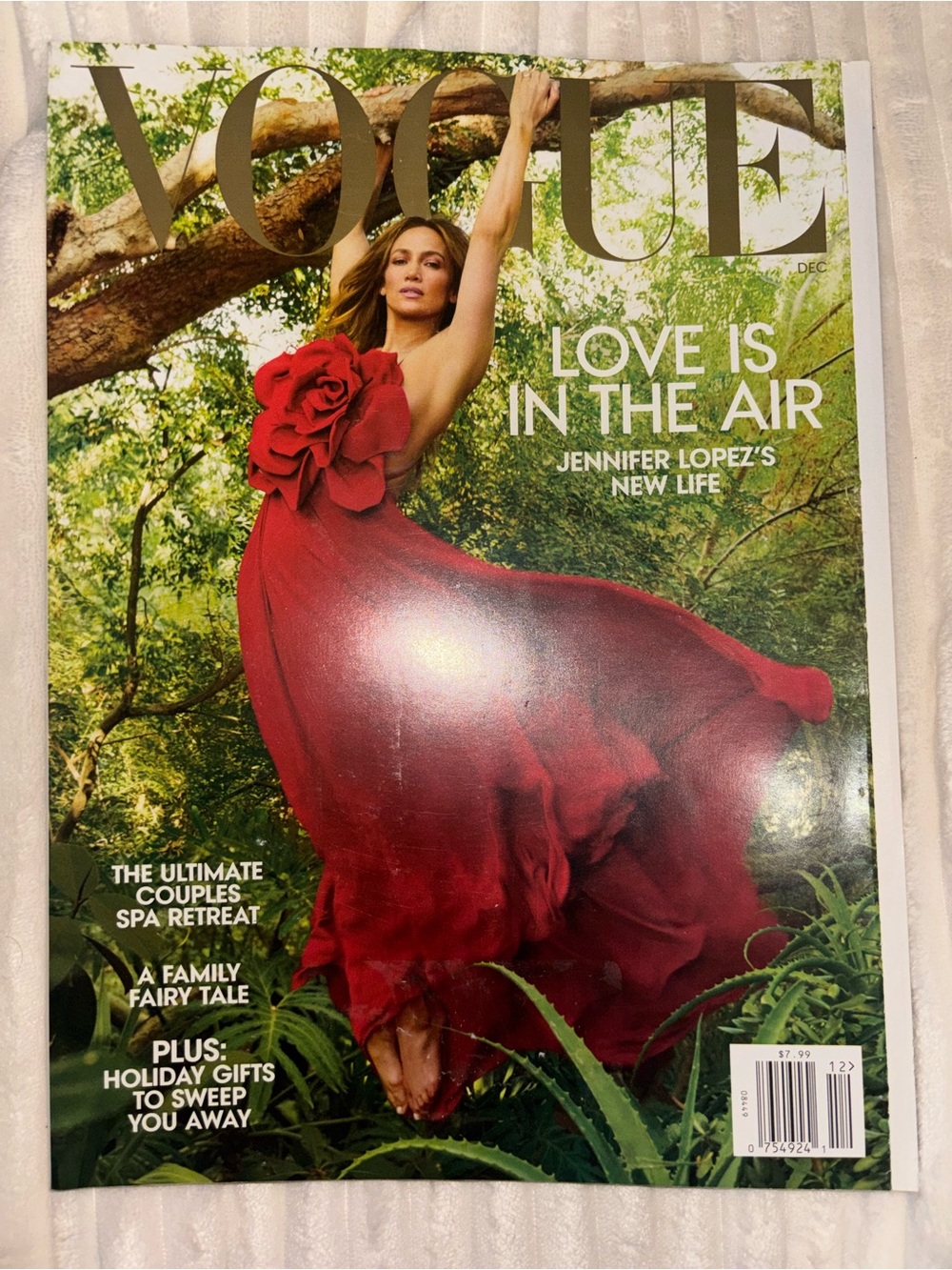 Jennifer Lopez vogue cover December 2022
